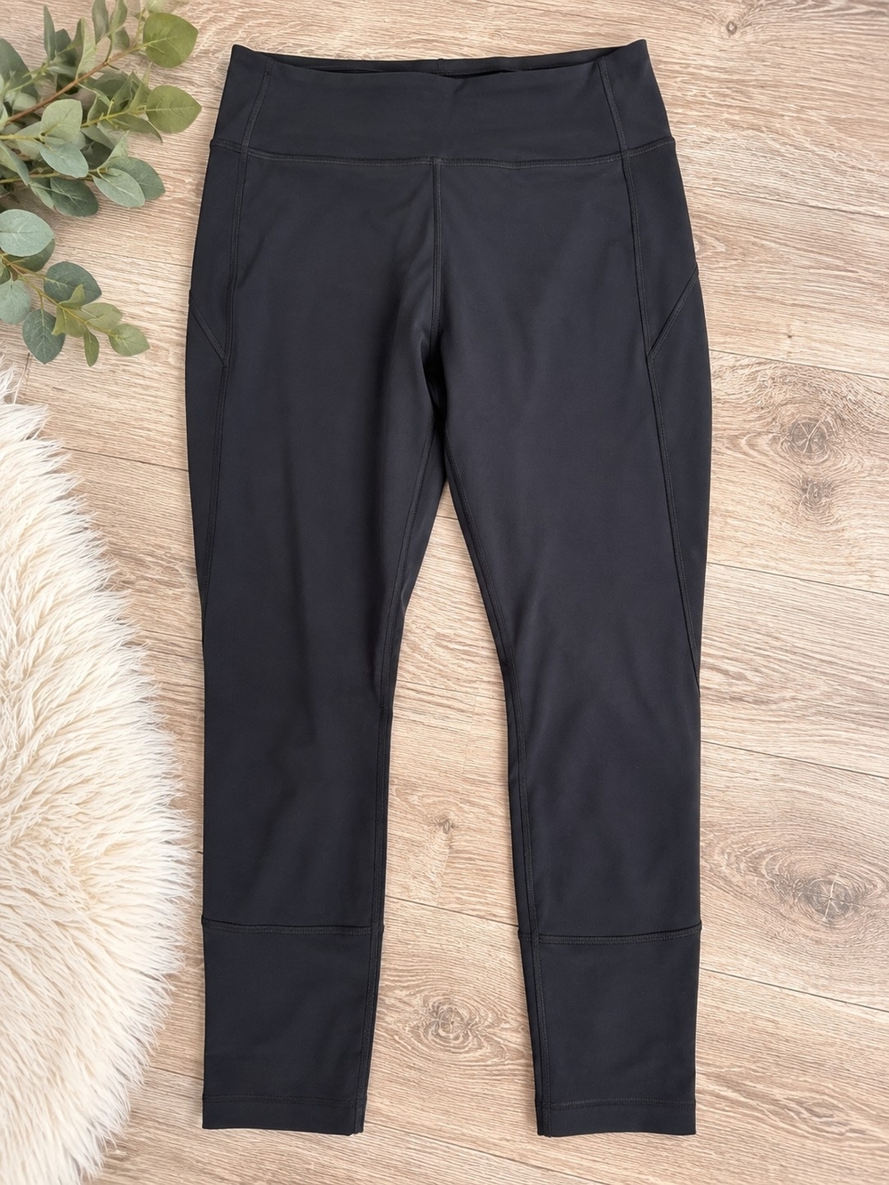 Lululemon Women’s Size 12 Dark Navy High-Rise Leggings